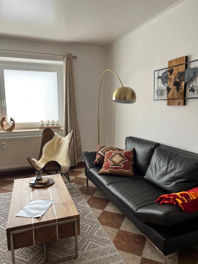 Sehr Schoene Wohnung,Komplett Neu Eingerichtet Лимбах-Оберфрона Экстерьер фото