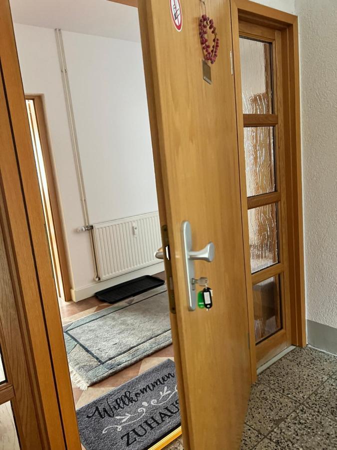 Sehr Schoene Wohnung,Komplett Neu Eingerichtet Лимбах-Оберфрона Экстерьер фото